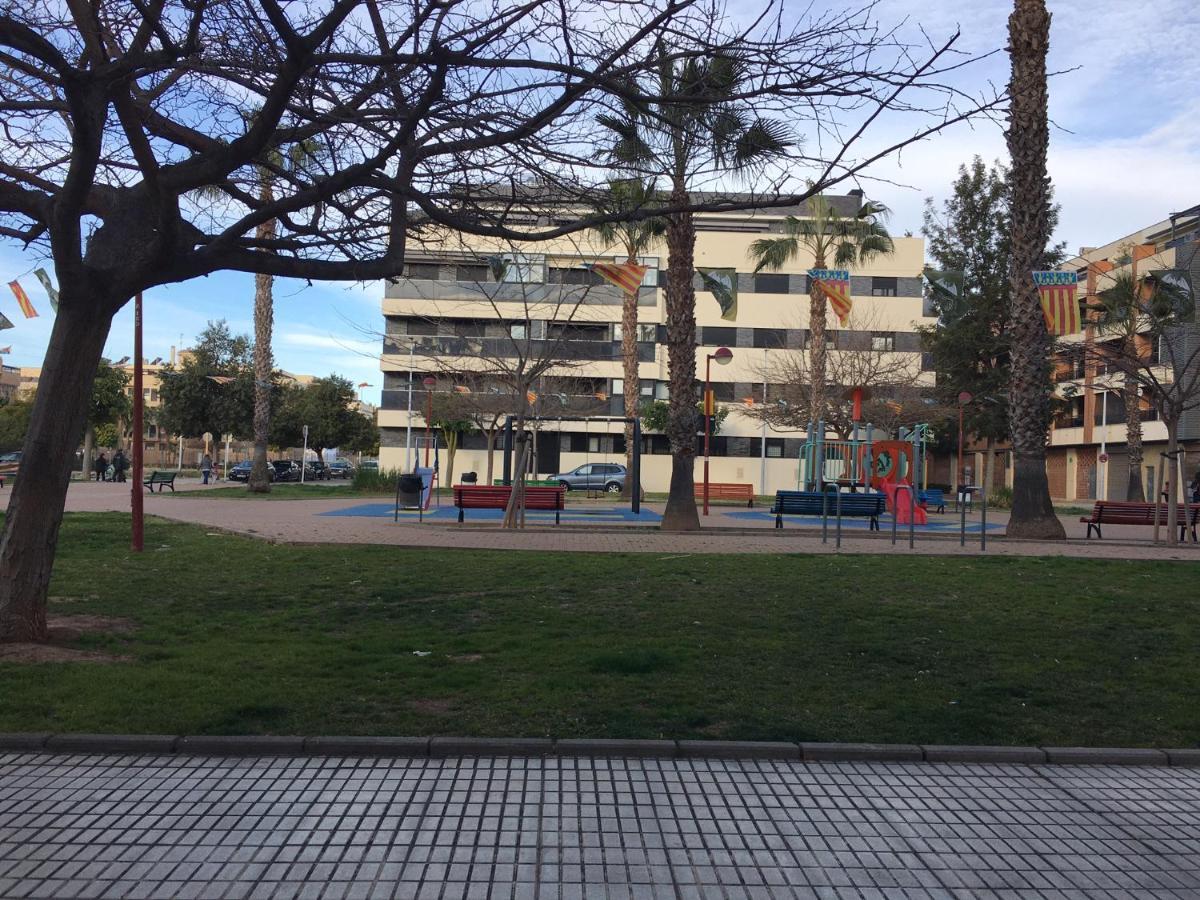 Modern & Sunny Apartment Near Valencia Paiporta Exterior foto